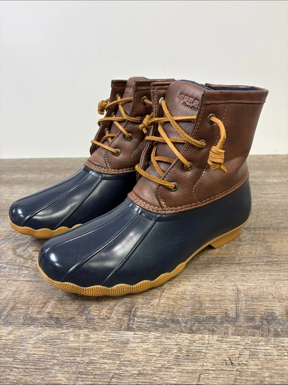 Sperry Saltwater Waterproof Duck Boots Navy Brown Girls US 5 / Women’s